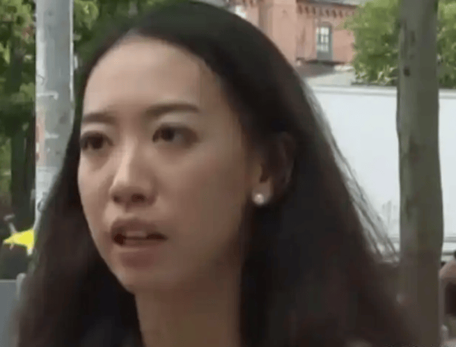孩演讲后身份曝光父亲原来是老熟人开元棋牌“果然又是有背景”哈佛女(图5) 孩演讲后身份曝光父亲原来是老熟人开元棋牌“果然又是有背景”哈佛女(图5)